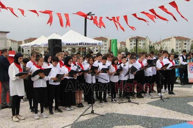 Akyazı’da 23 Nisan coşku ile kutlandı
