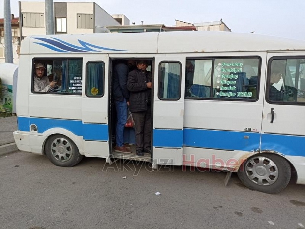 Akyazı'da tıka basa yolculuk tepki çekti