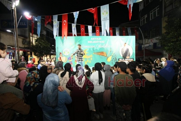 Akyazı'da çocuklar bayramı doyasıya yaşadı