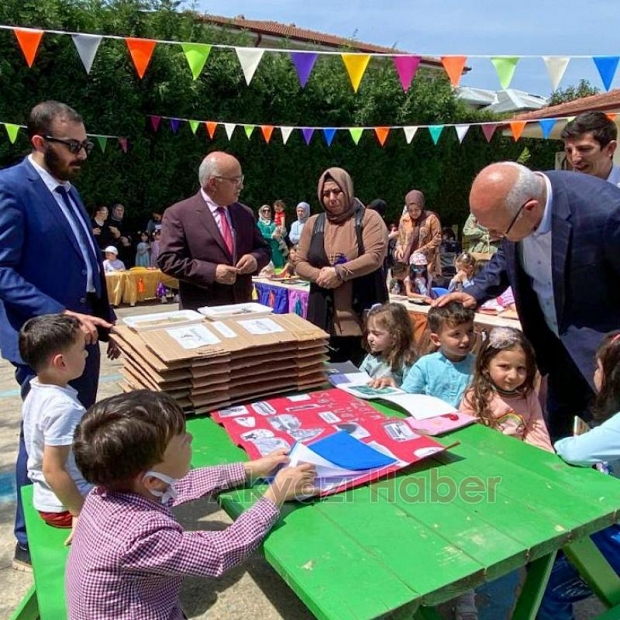 Akyazı'da Kelime Koleksiyonum Projesi'nin sergisi yapıldı