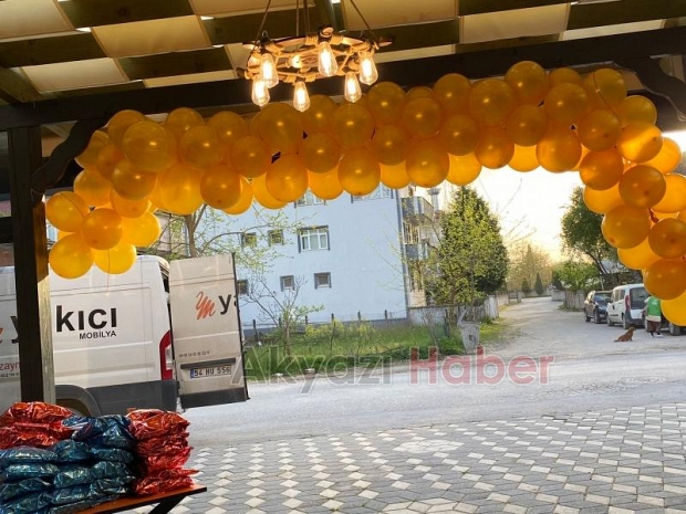 Akyazı'da yetim çocuklara iftar verildi