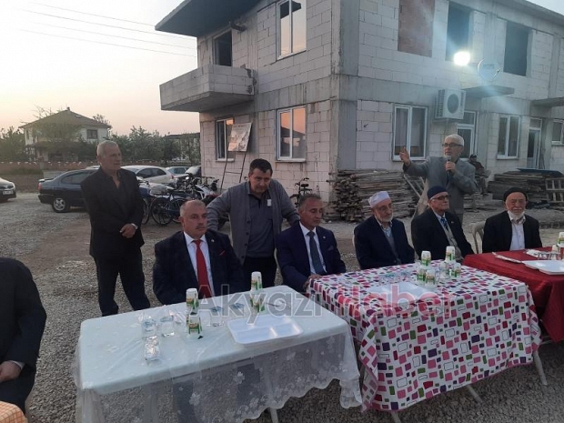 Yunus Emre Mahallesi Güneş Camii'nden iftar