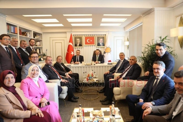AK Parti Sakarya bayramlaştı