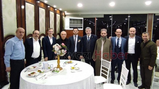 Ayşenur ve Muhammed Resul Evlendi