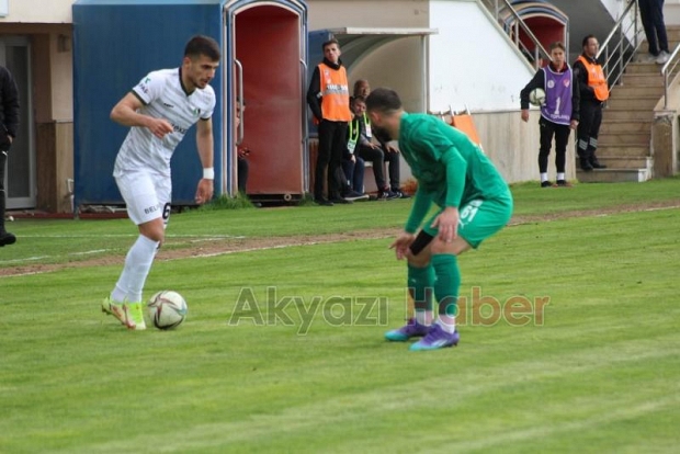 Sakaryaspor deplasmanda Sivas Belediyespor'a mağlup oldu