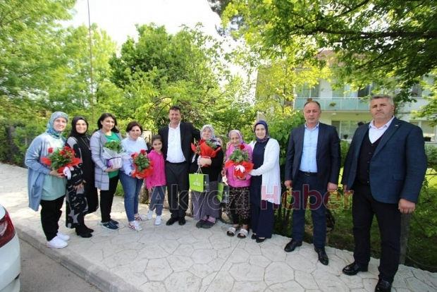 Başkan Soykan'dan annelere ziyaret