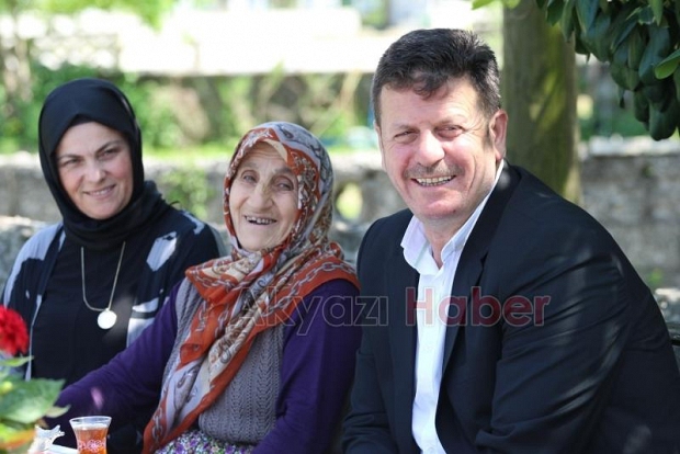 Başkan Soykan'dan annelere ziyaret
