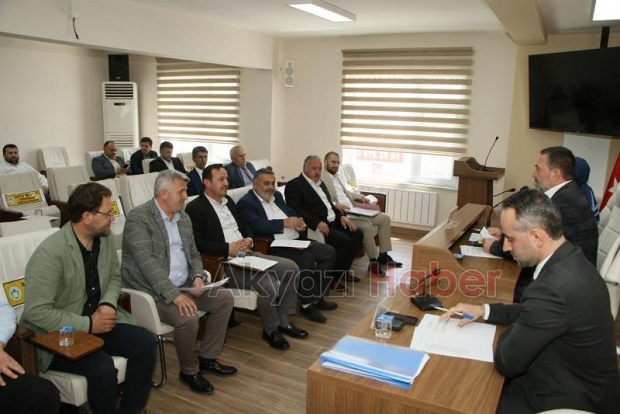 Akyazı Belediye Meclisi ikinci bileşim için toplandı