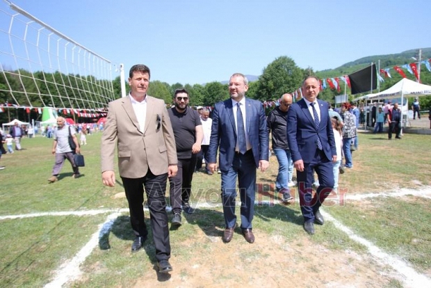 Akyazı Belediyesi Güzlek Mesire Alanına görkemli açılış