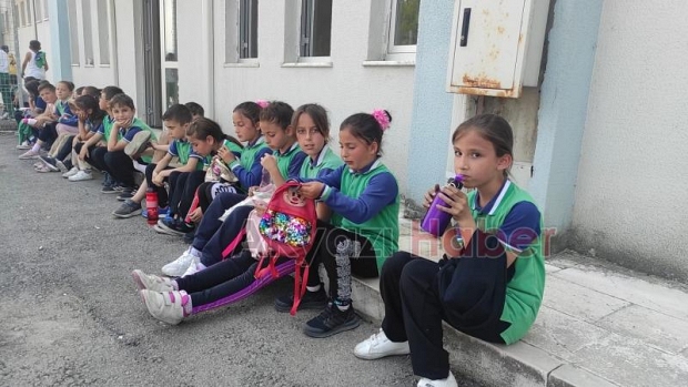 Akyazı'da Geleneksel Çocuk Oyunları Şenliği