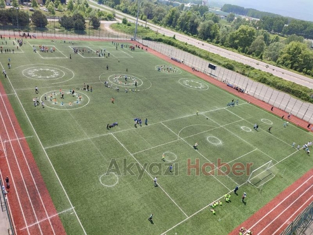 Akyazı'da Geleneksel Çocuk Oyunları Şenliği