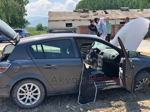 Akyazı'da Otomobil Takla Attı