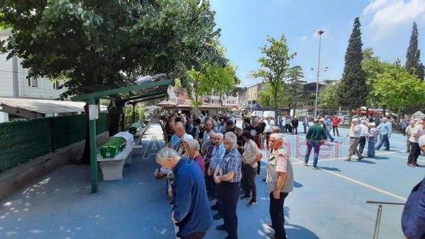 Arif Özdemir  ve Ayşe Öksüz  Defnedildi