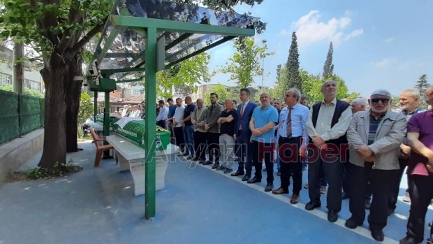 Arif Özdemir  ve Ayşe Öksüz  Defnedildi