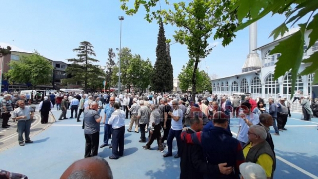 Arif Özdemir  ve Ayşe Öksüz  Defnedildi