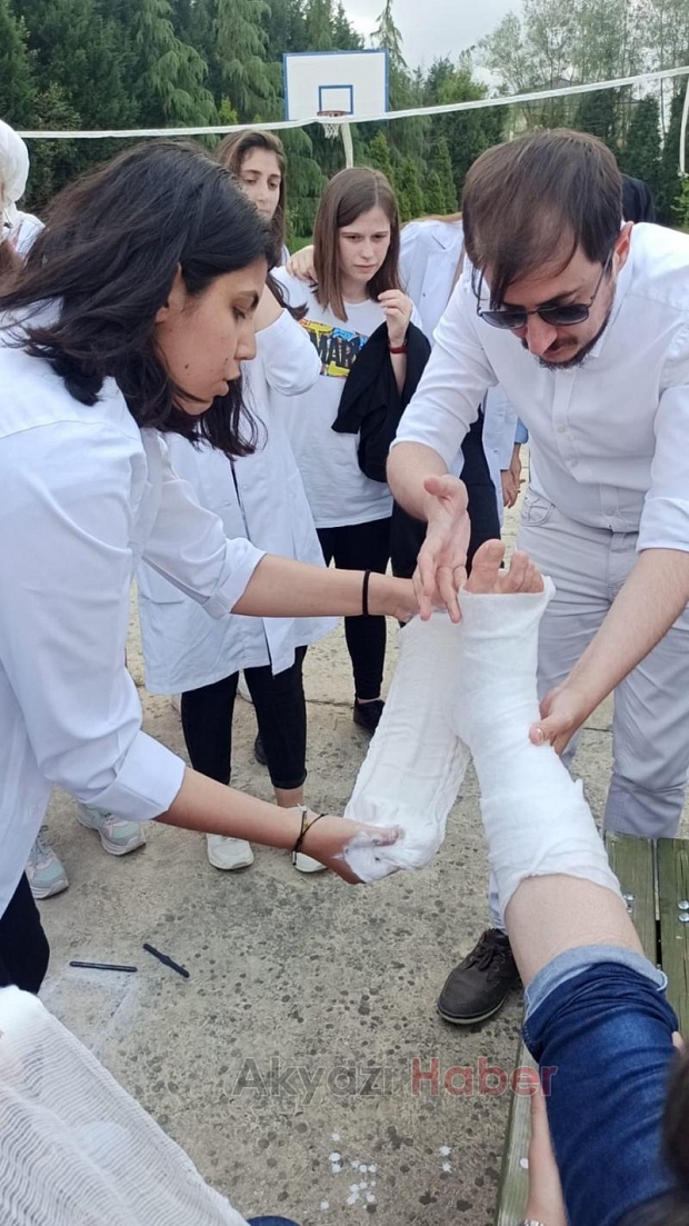 Akyazı Sağlık Bilimleri Fakültesi'nde alçı etkinliği