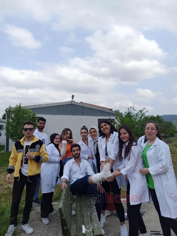 Akyazı Sağlık Bilimleri Fakültesi'nde alçı etkinliği
