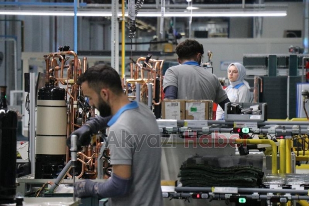 Bakan Varank Sakarya'ya geldi