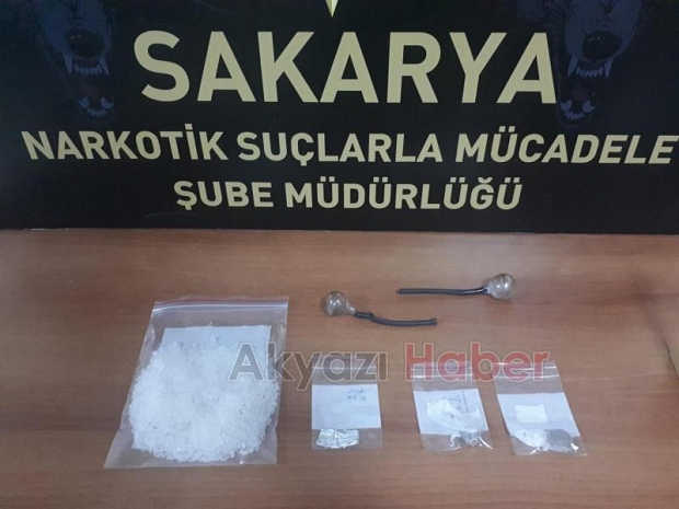  Narkotik operasyonlarında 100 kişi yakalandı