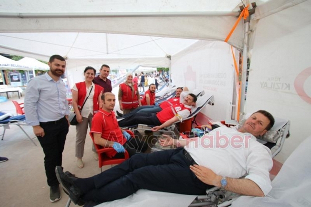 Malazgirt Ruhuyla Akyazı'da 1071 Kahraman