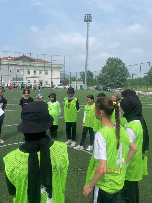 Akyazılı öğrenciler başarı sağladı