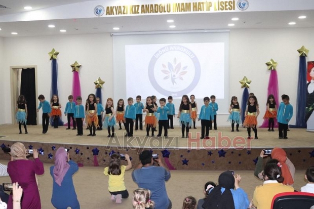 Akyazı İnönü Anaokulu'ndan yıl sonu gösterisi