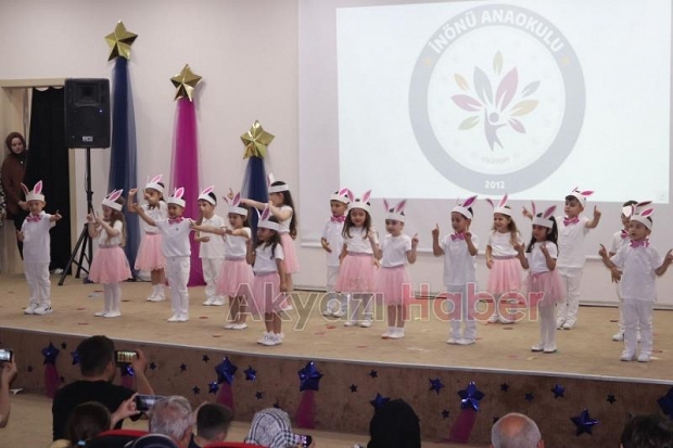 Akyazı İnönü Anaokulu'ndan yıl sonu gösterisi