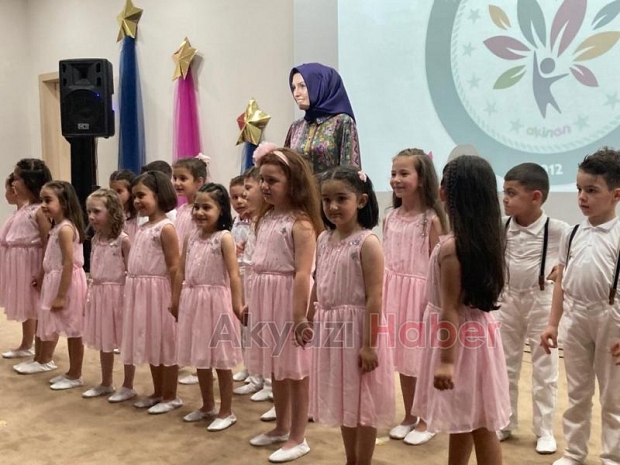 Akyazı İnönü Anaokulu'ndan yıl sonu gösterisi
