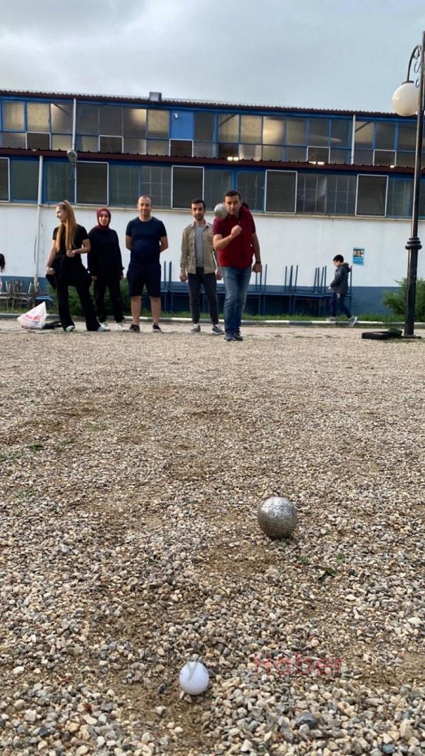 Akyazı'da bocce turnuvası