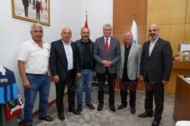 Akyazı Muhtarlar Derneği'nden üst düzey ziyaretler