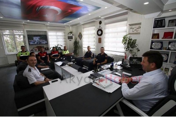 Akyazı İlçe Jandarma'dan ziyaretler