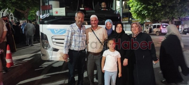 Akyazı hac kafilesi dualarla uğurlandı