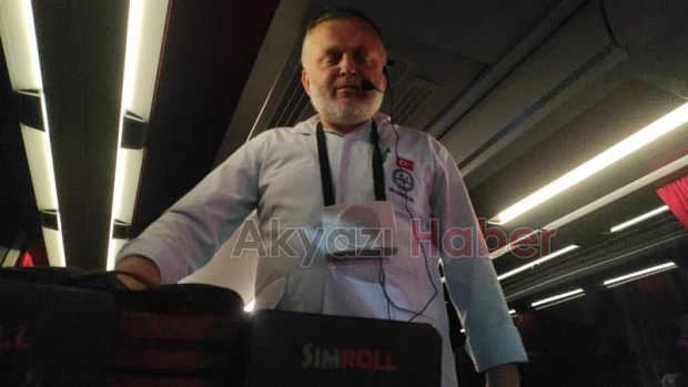 Akyazı hac kafilesi dualarla uğurlandı