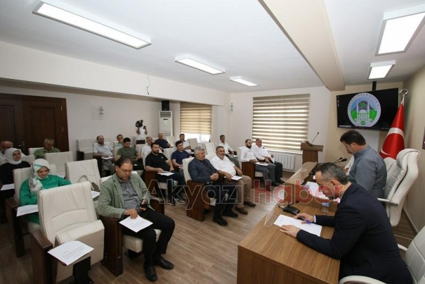  Akyazı Belediye Meclisi olağanüstü toplandı 