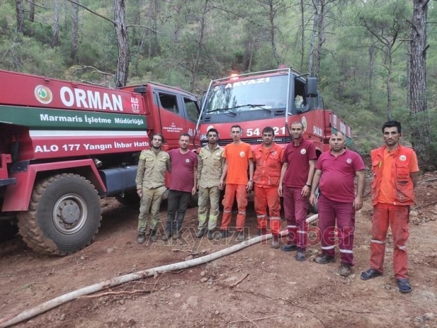 Akyazı ekibi Marmaris'te desteği sürdürüyor