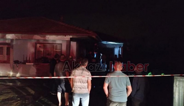 Akyazı'da yangın