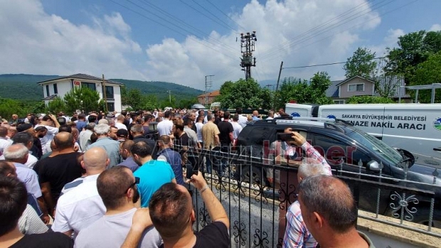 Akyazı'da cinayet kurbanı Sezgin Nur'a acı veda