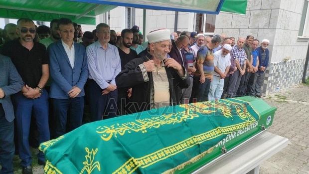Hızır Atmaca Defnedildi