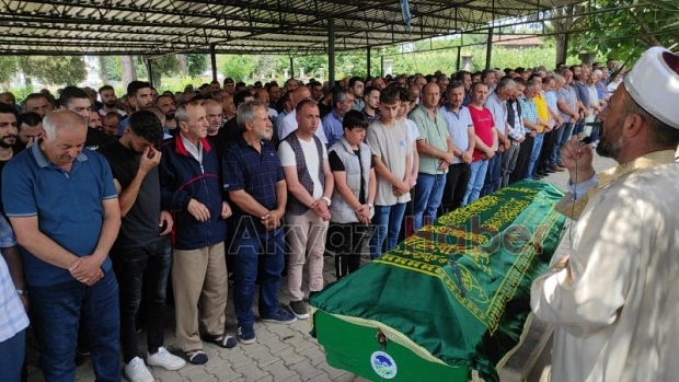 Cinayete kurban giden İsa Altuntaş defnedildi