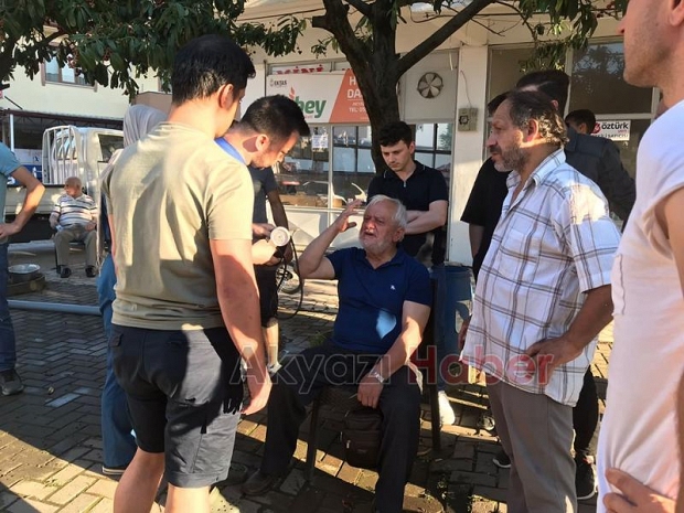 Araçların kafa kafaya çarpıştığı kaza kamerada