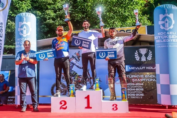 Enduro Şampiyonası Nefesleri Kesti