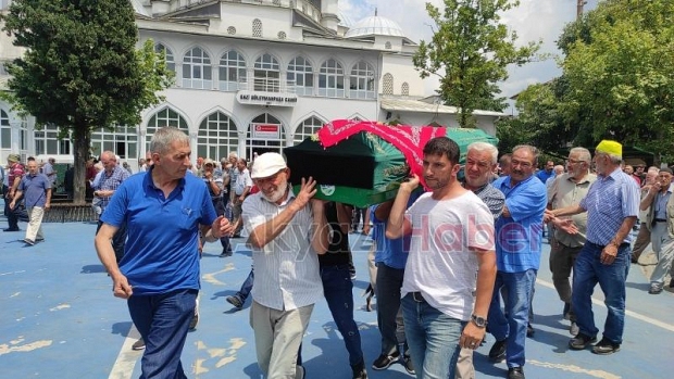 Ayşe Azizoğlu Defnedildi 