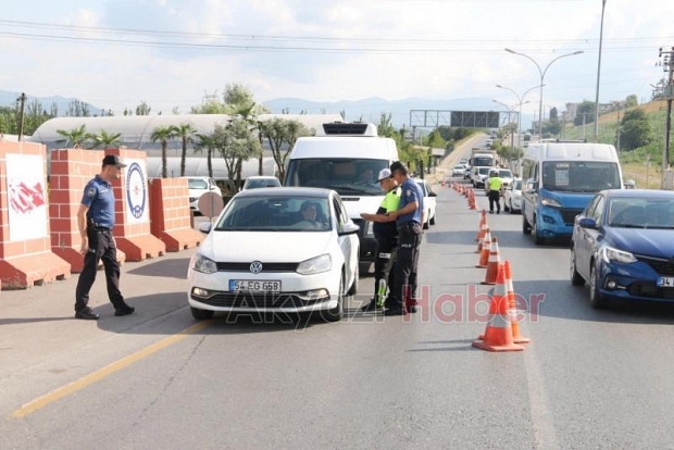 Sakarya'da polis bayram için yoğun tedbir aldı