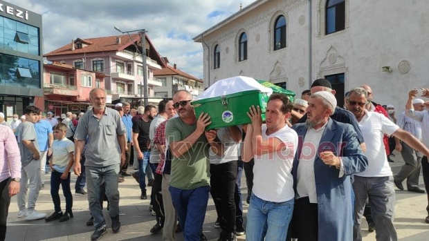 İlimdar Kuş Defnedildi