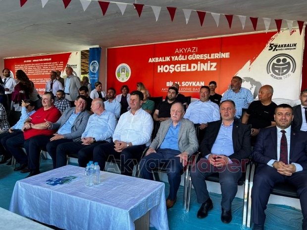 Tarihi Akbalık Yağlı Güreşleri başladı