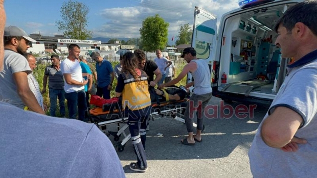 Akyazı'da feci kaza