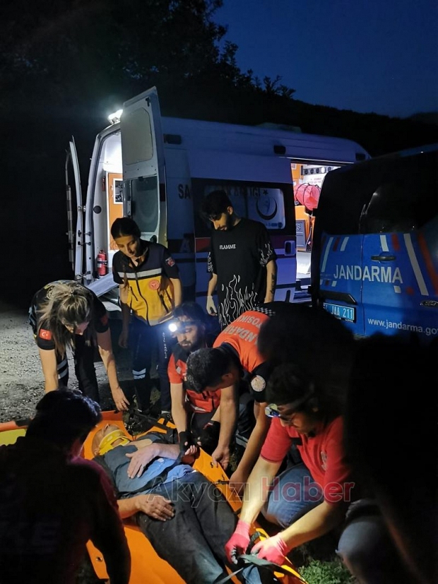 Mantar toplarken kayboldular, biri yaralı bulundu