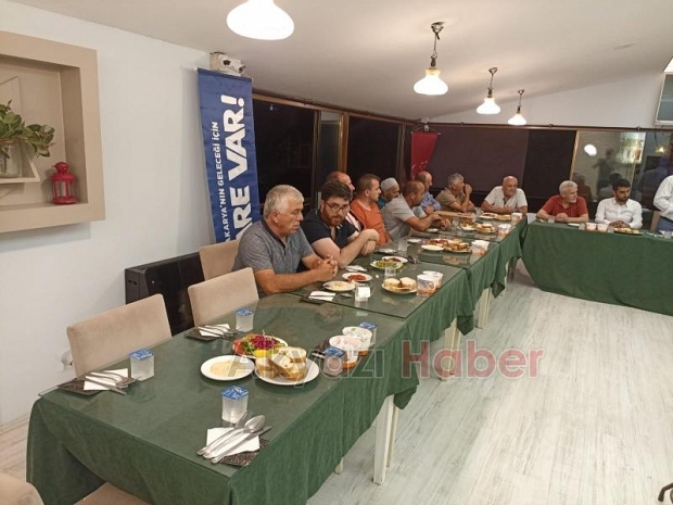 Saadet Partisi Akyazı Yönetimi toplandı