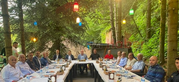 Akyazı ilçe Jandarma Komutanı için veda yemeği