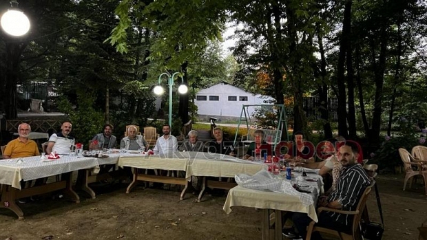 Akbalık Güreş Ağalığını devreden Öztürk'ten gazetecilere teşekkür